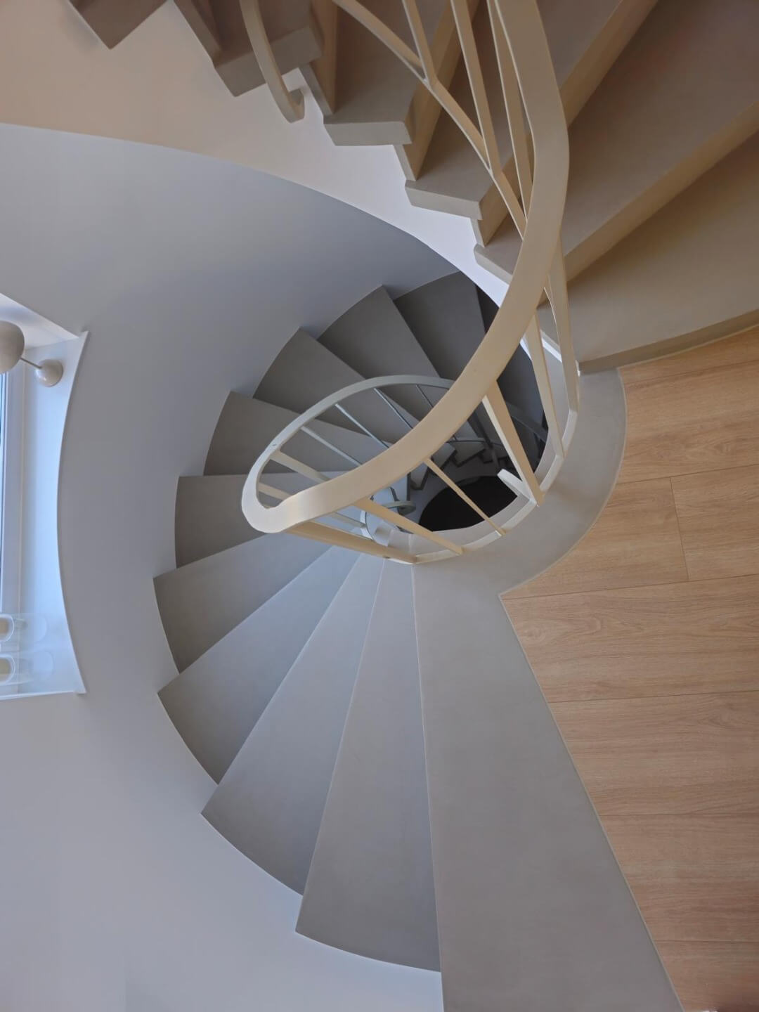 runde-fugenlose-treppe-2